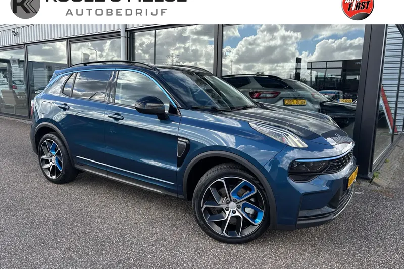Lynk & Co 01 (2022)