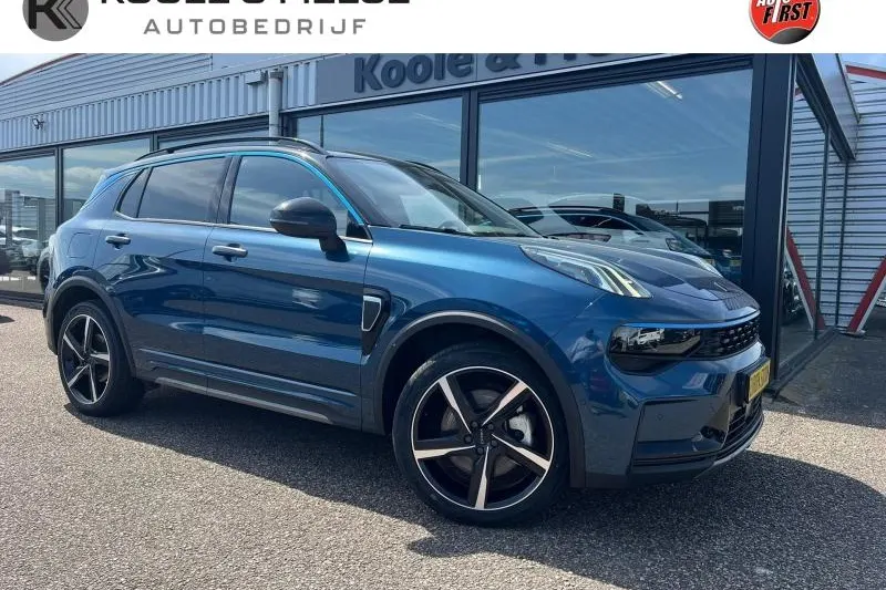 Lynk & Co 01 (2023)