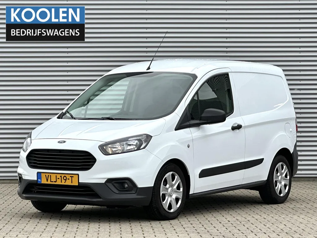 Ford Transit Courier (2021) — foto 1