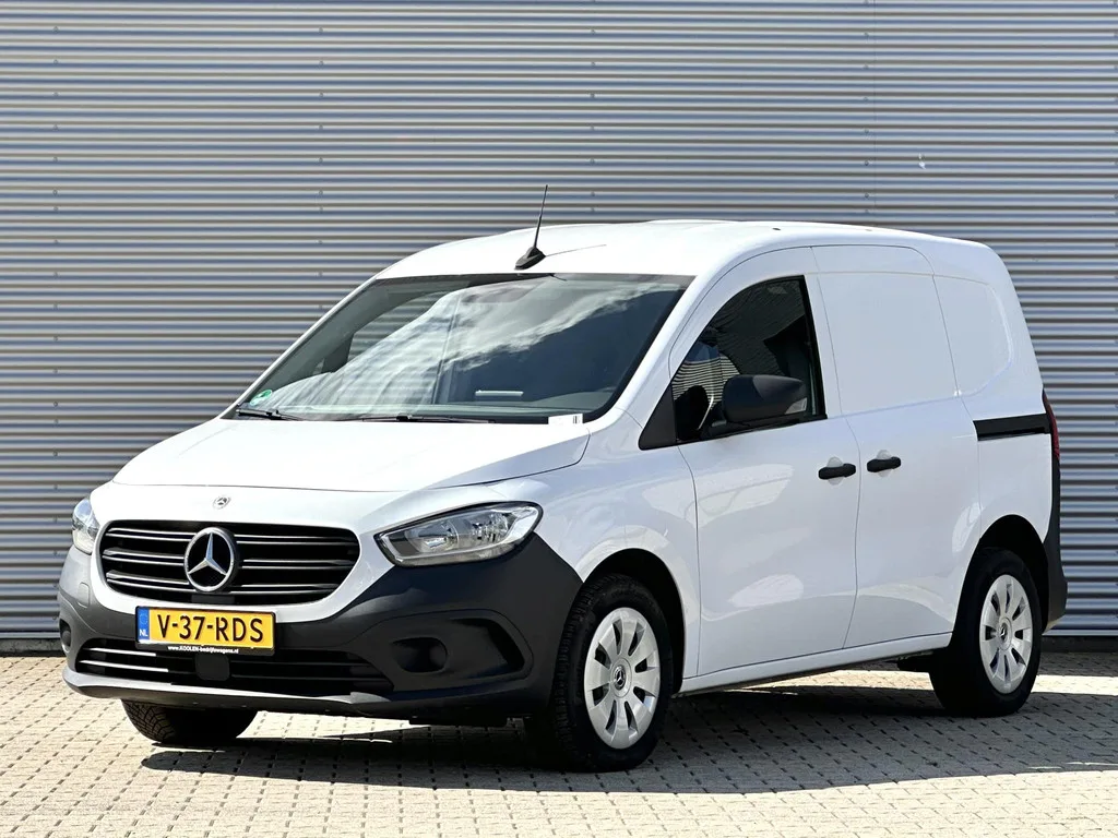 Mercedes-Benz Citan (2022) — foto 1