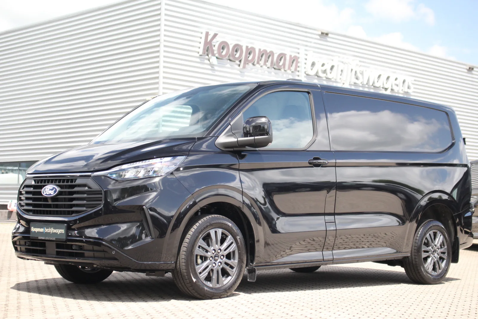Ford E-Transit (2026) — foto 1