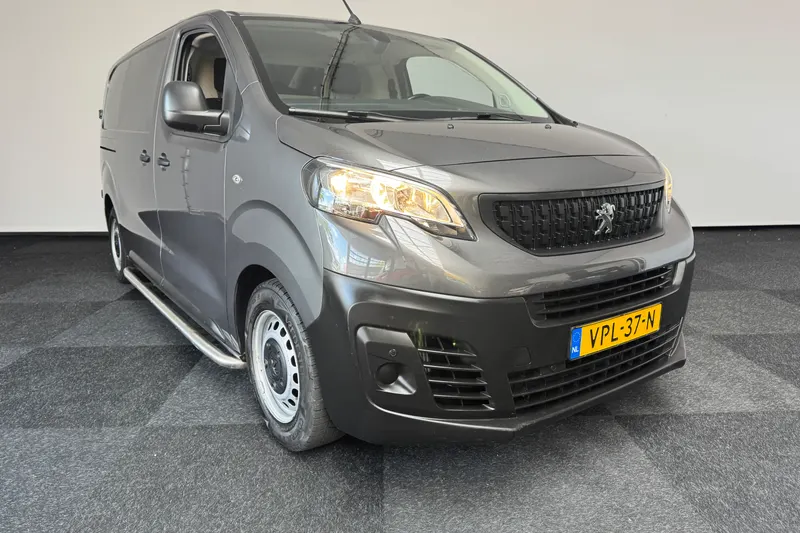 Peugeot Expert (2022)