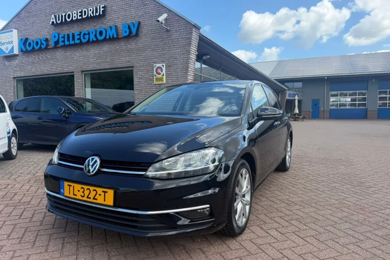 Volkswagen Golf (2017)