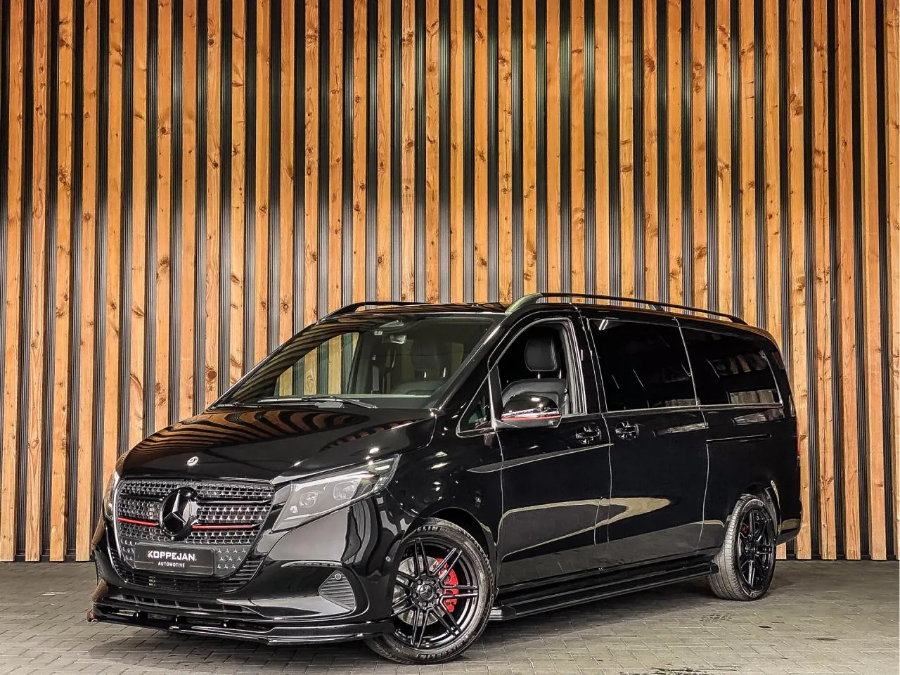 Mercedes-Benz V-Klasse (2024) — foto 1