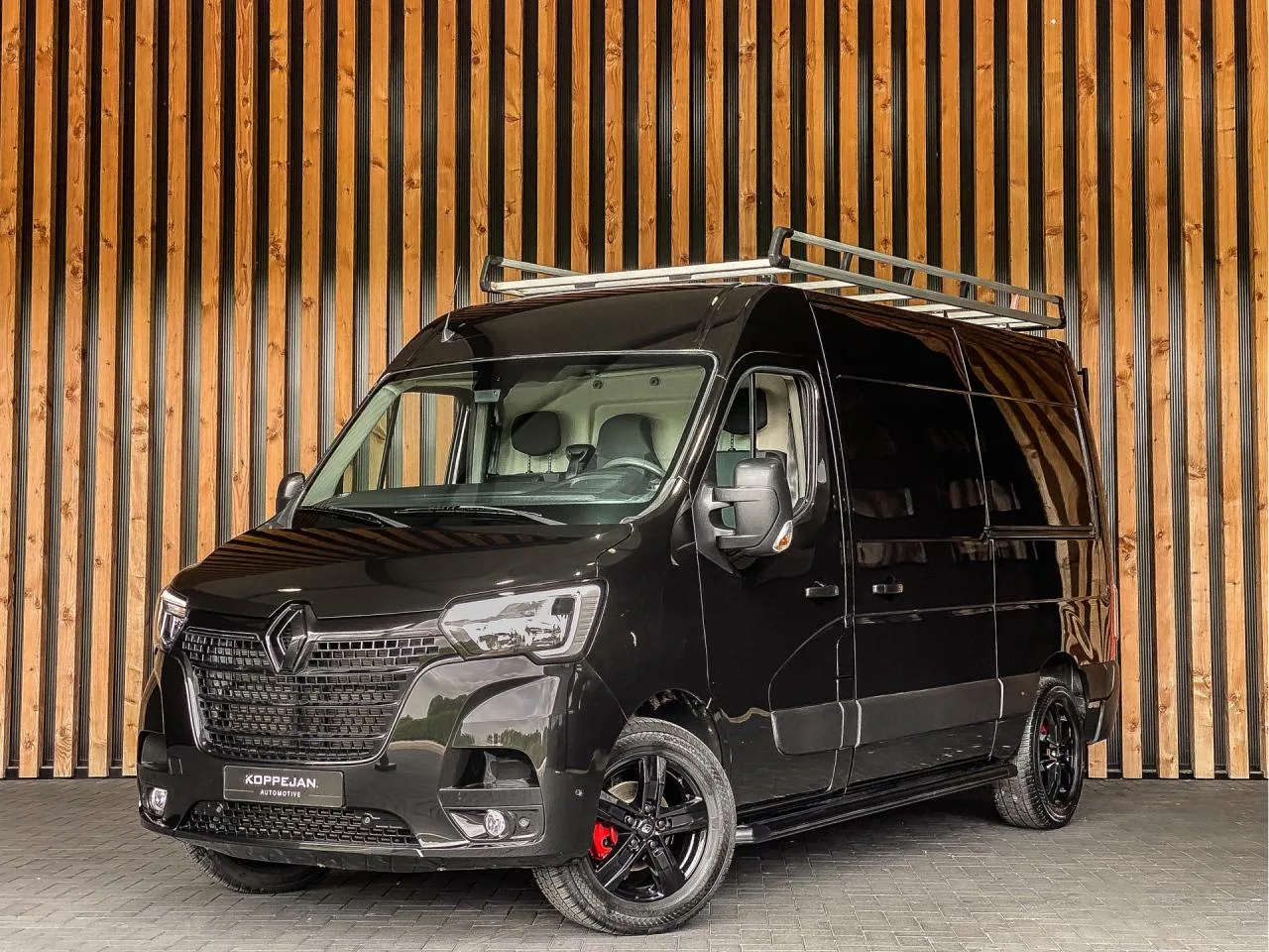 Renault Master (2023) — foto 1