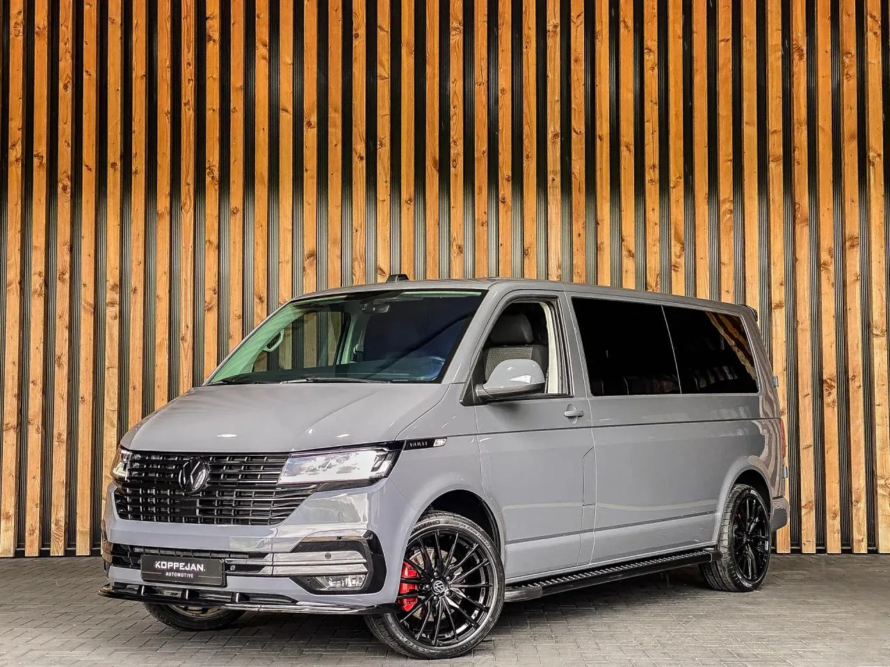Volkswagen Transporter (2024) — foto 1