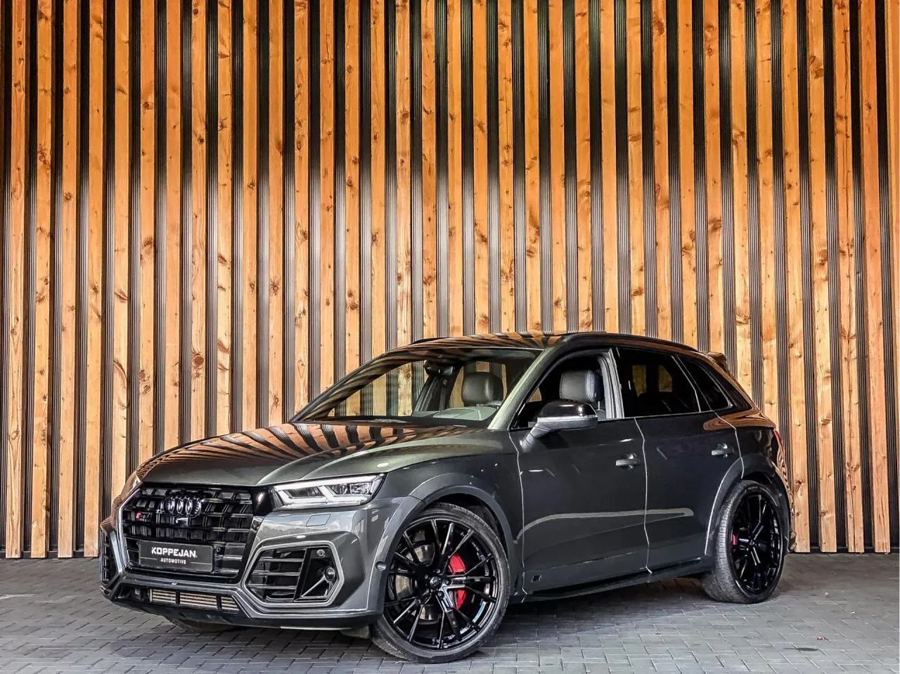 Audi SQ5 (2018) — foto 1