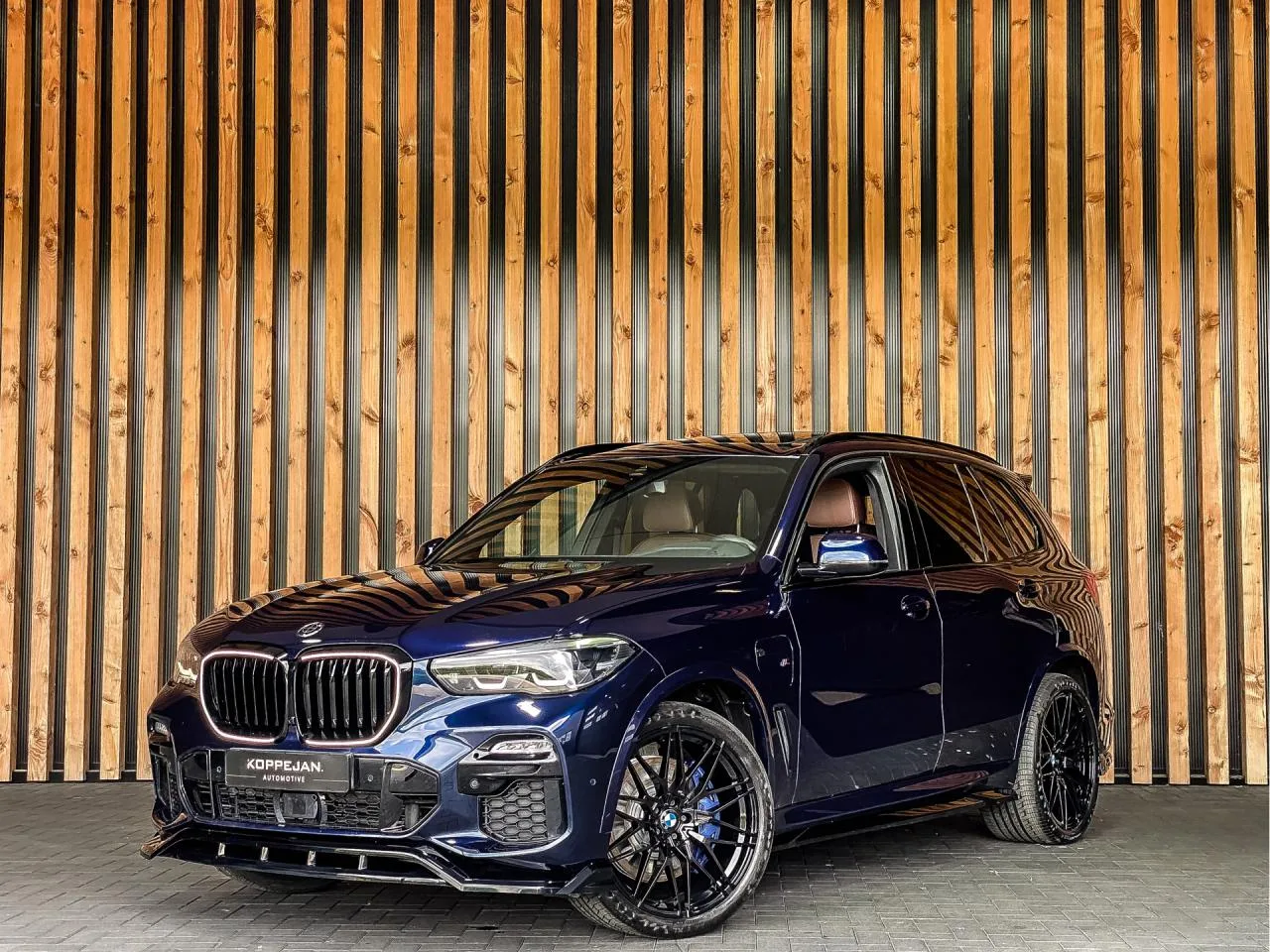 BMW X5 (2021) — foto 1
