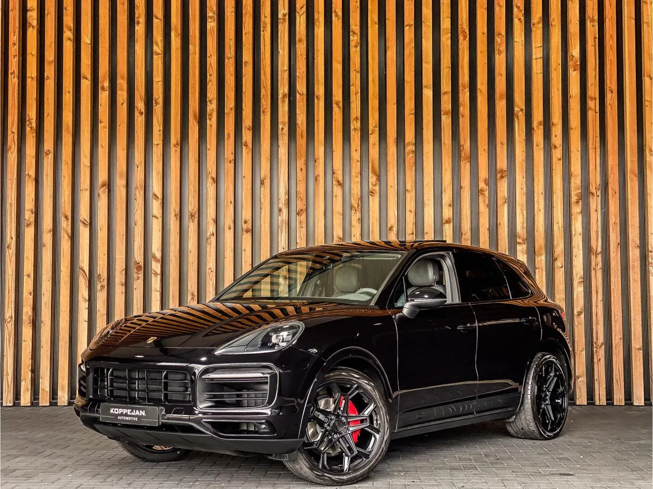 Porsche Cayenne (2018) — foto 1