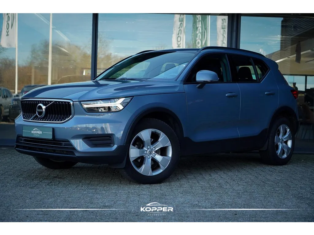 Volvo XC40 (2021) — foto 1