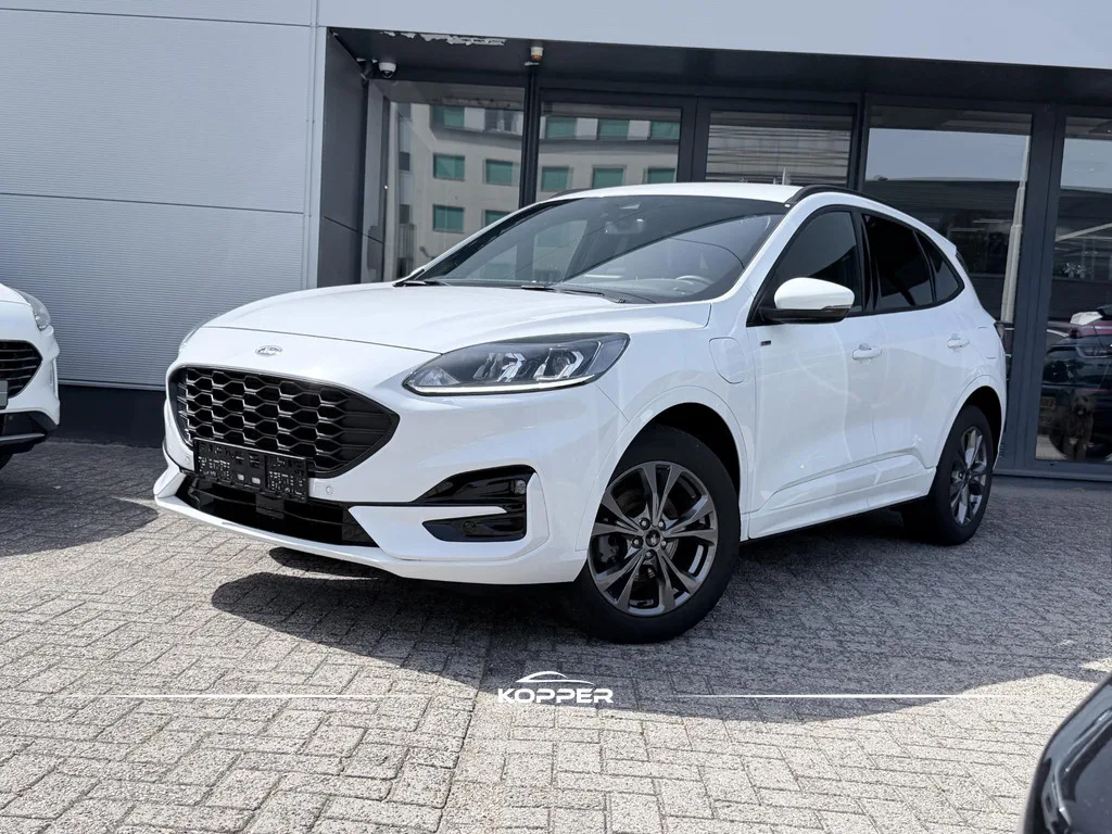 Ford Kuga (2022) — foto 1