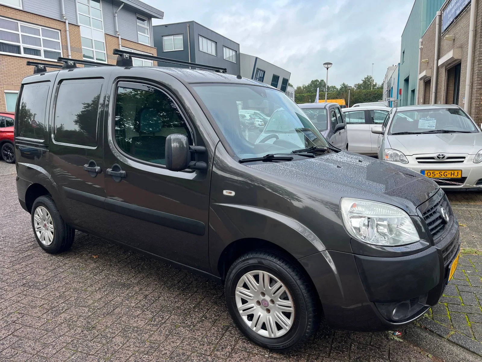 Fiat Doblò Cargo (2009) — foto 1
