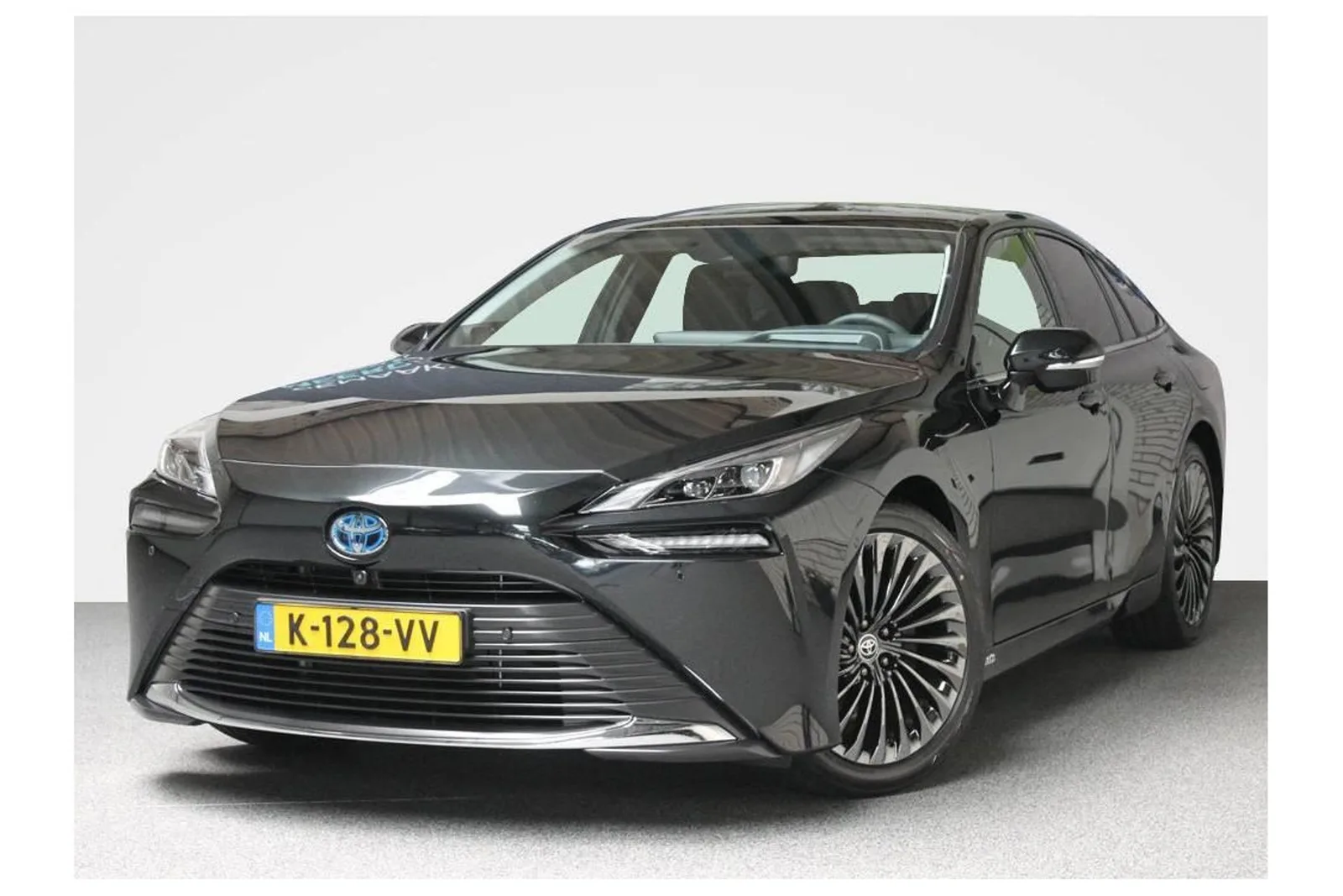 Toyota Mirai (2021) — foto 1