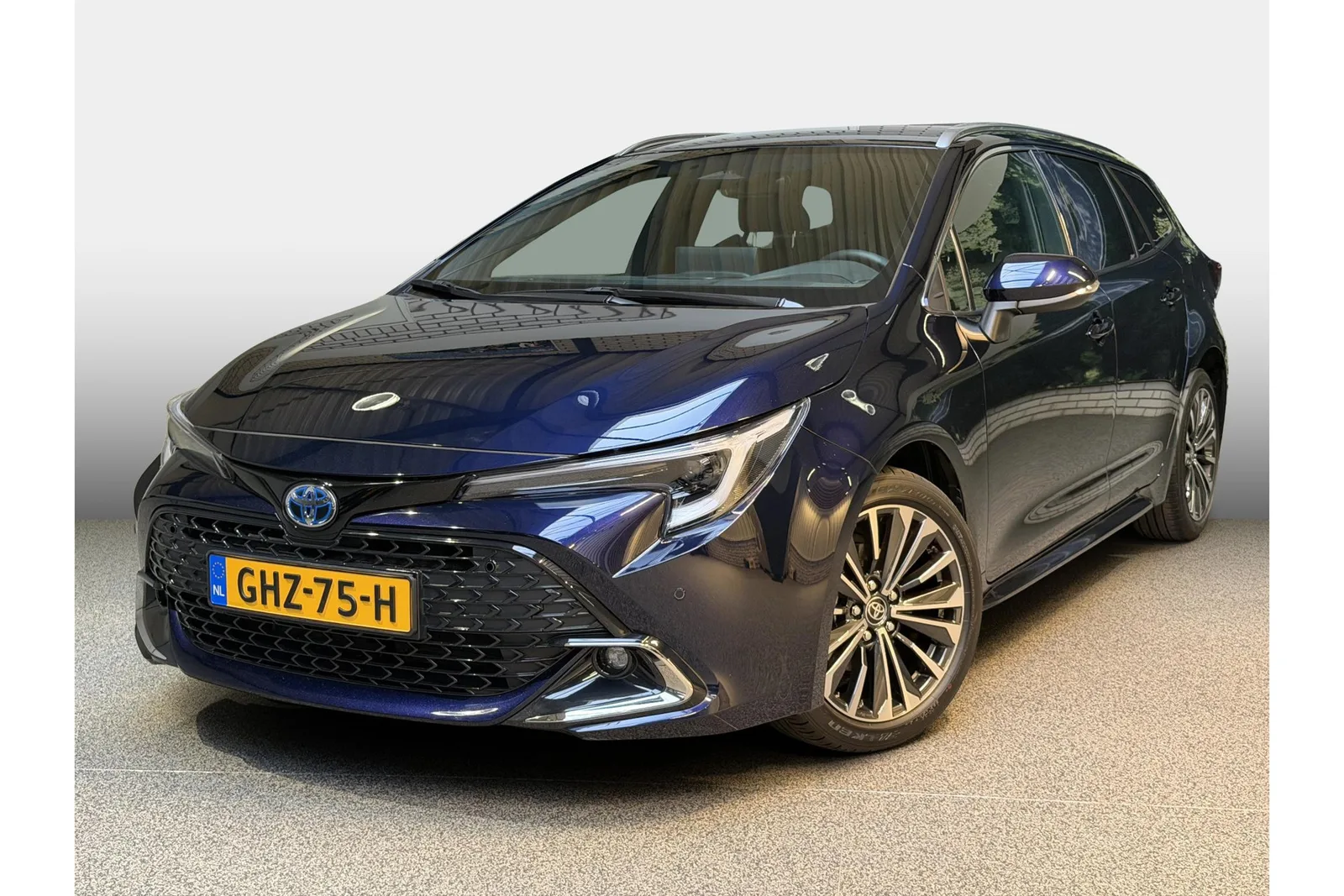 Toyota Corolla (2024) — foto 1