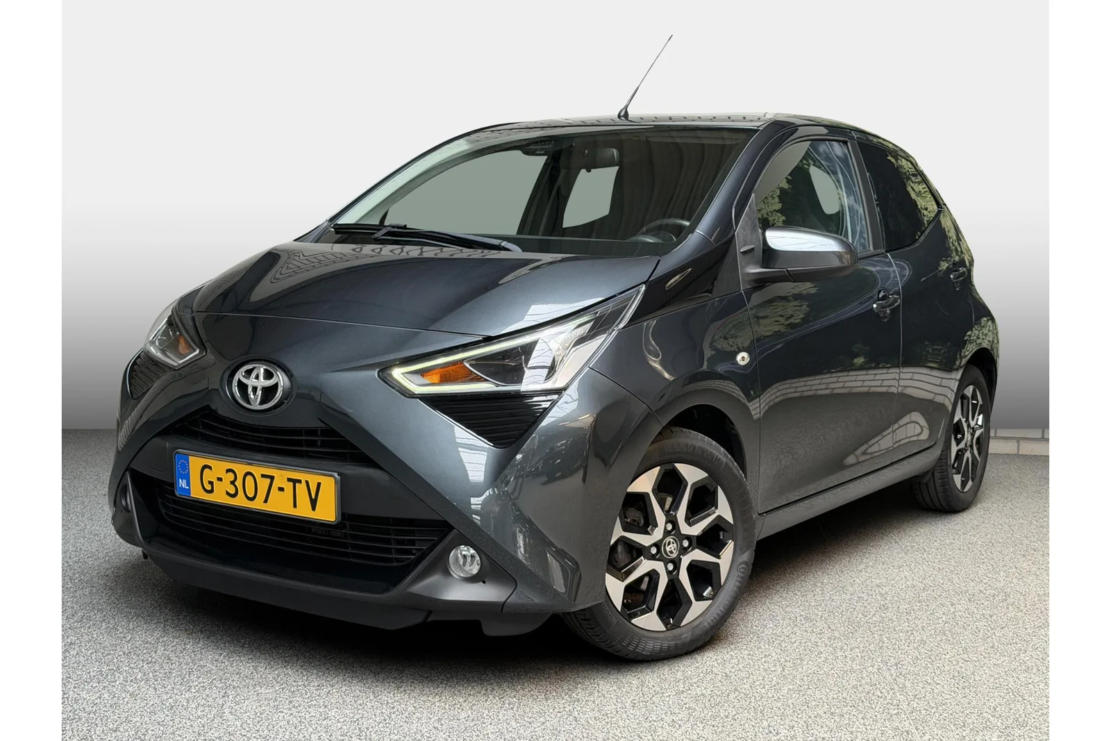 Toyota Aygo (2019) — foto 1