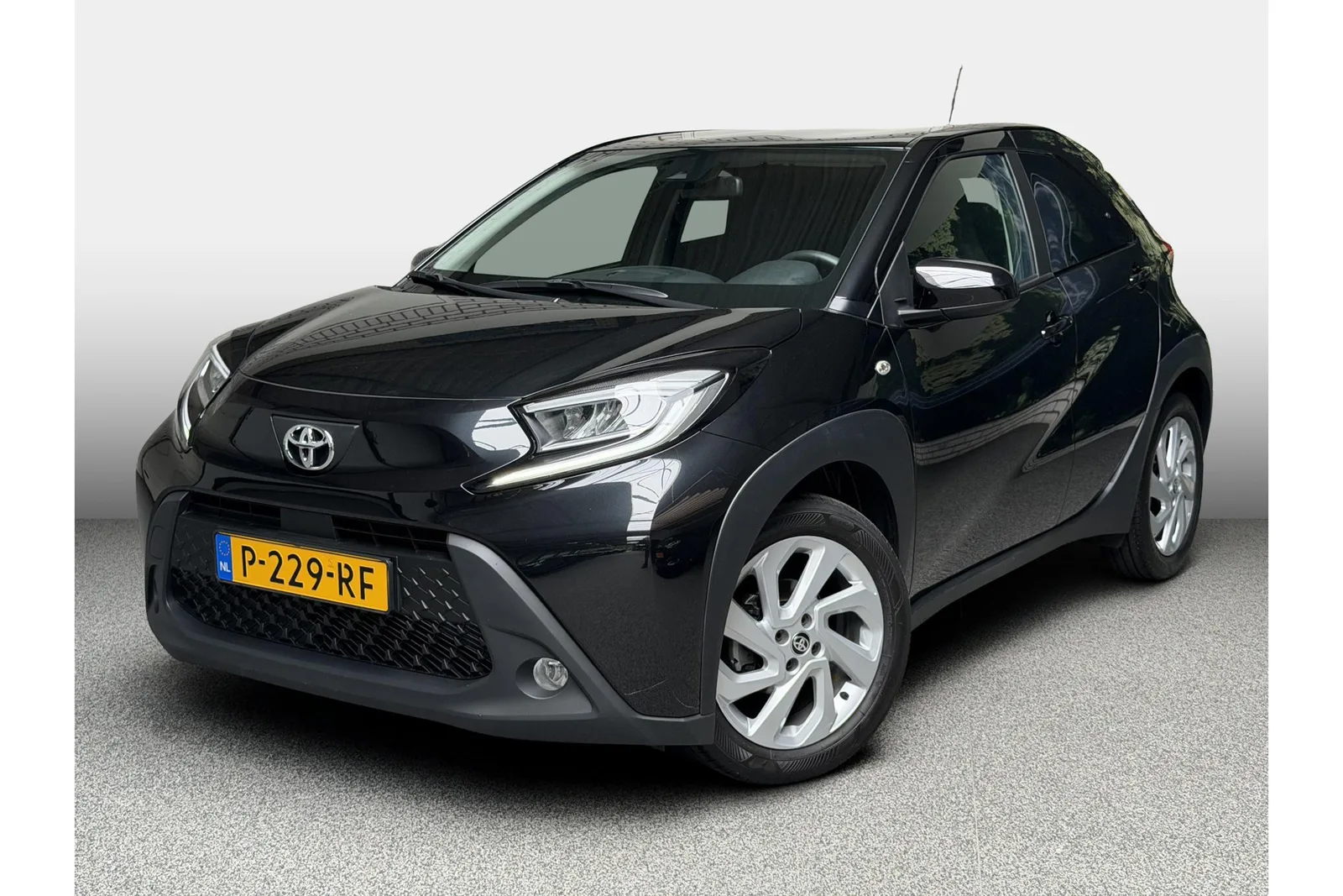 Toyota Aygo X (2022) — foto 1
