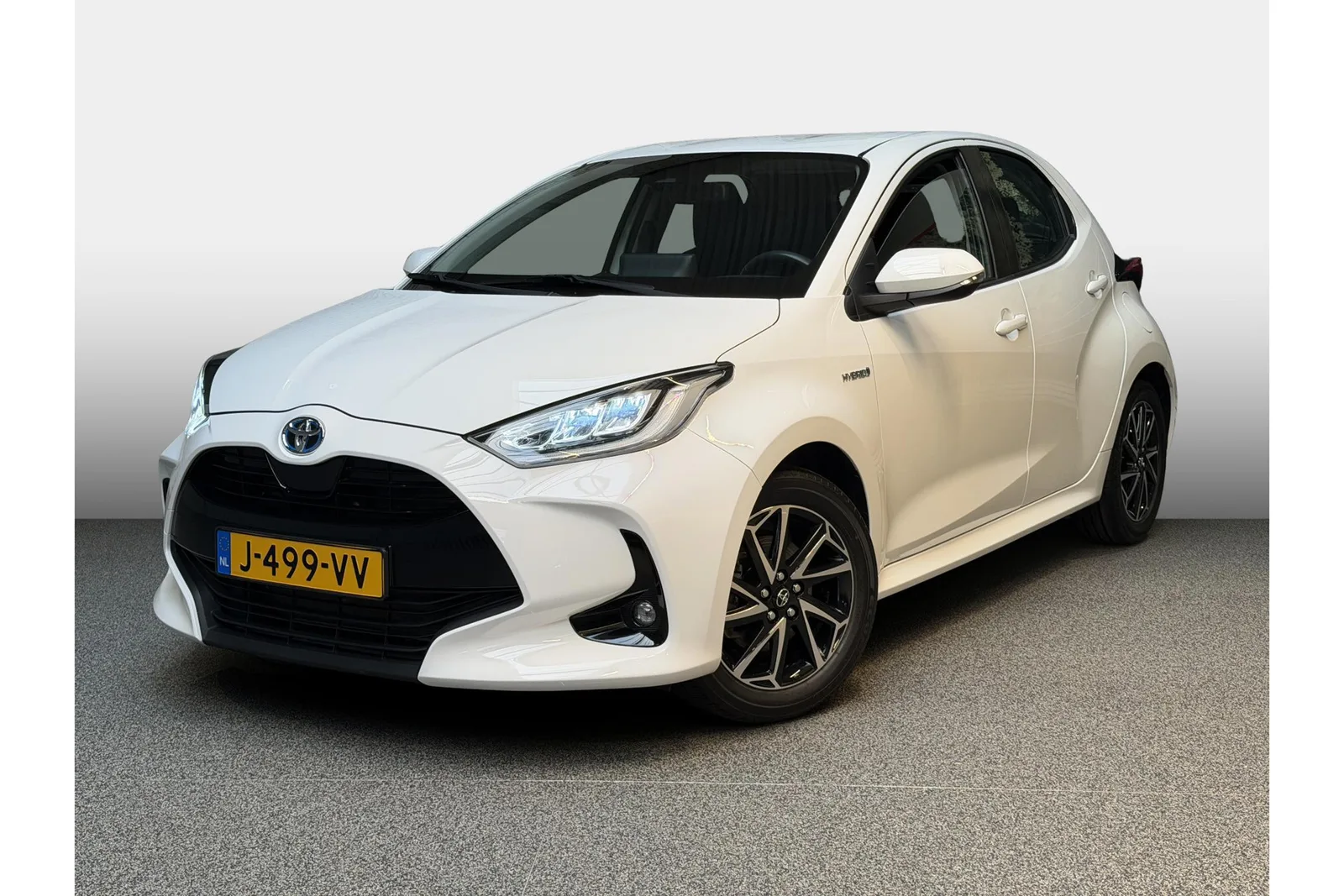 Toyota Yaris (2020) — foto 1