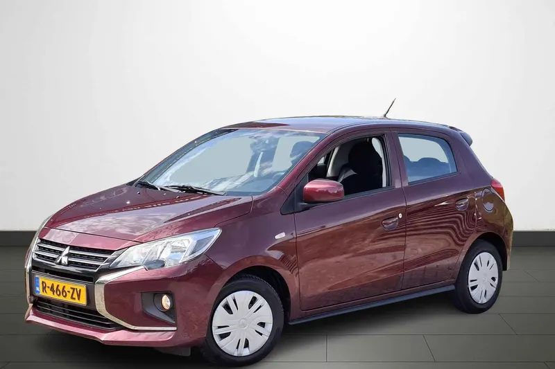 Mitsubishi Space Star (2023)