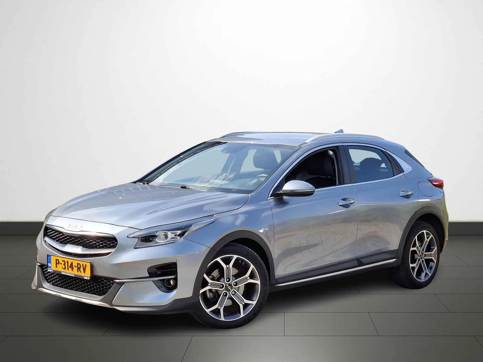 Kia XCeed (2022) — foto 1