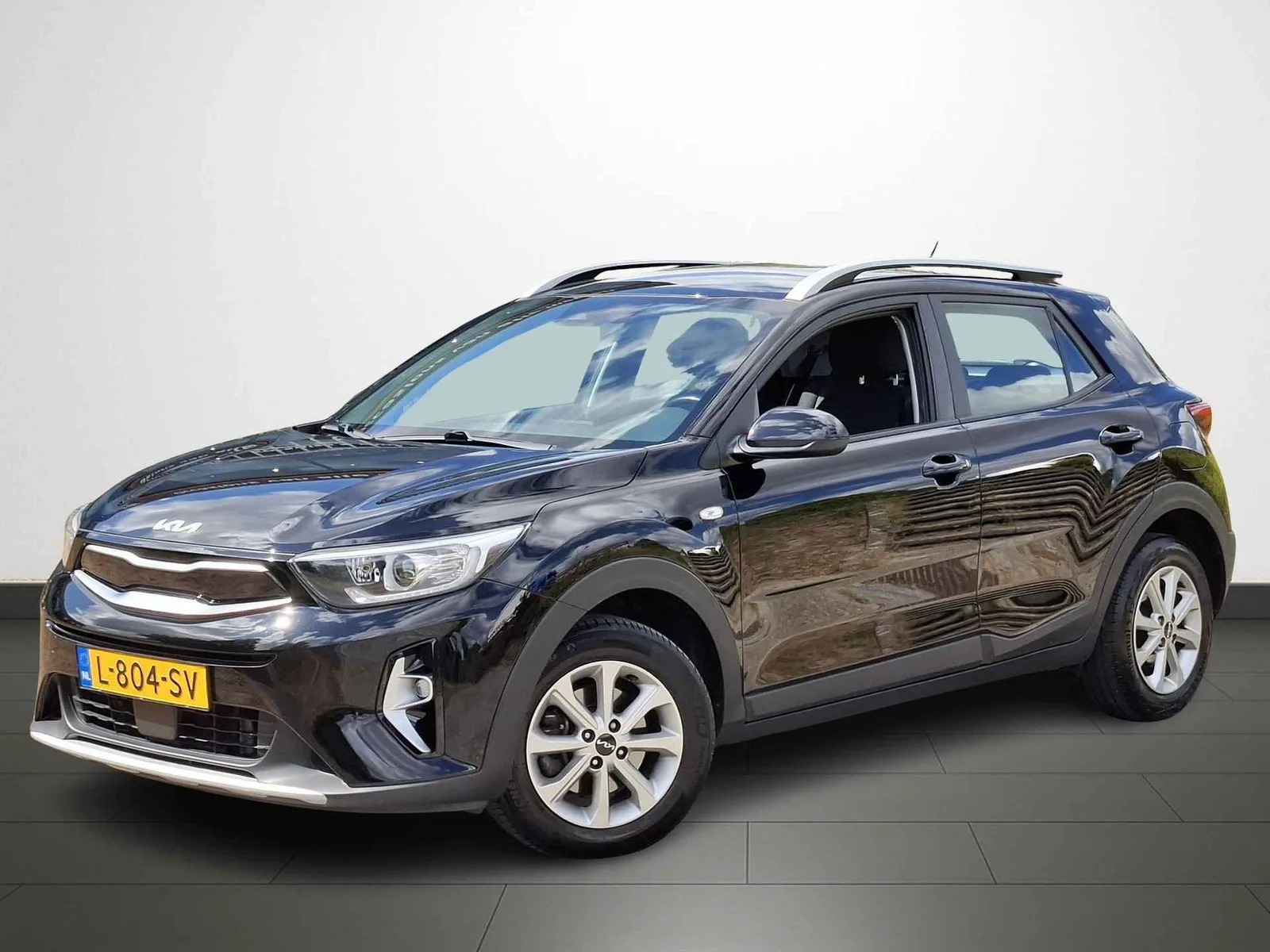 Kia Stonic (2021) — foto 1