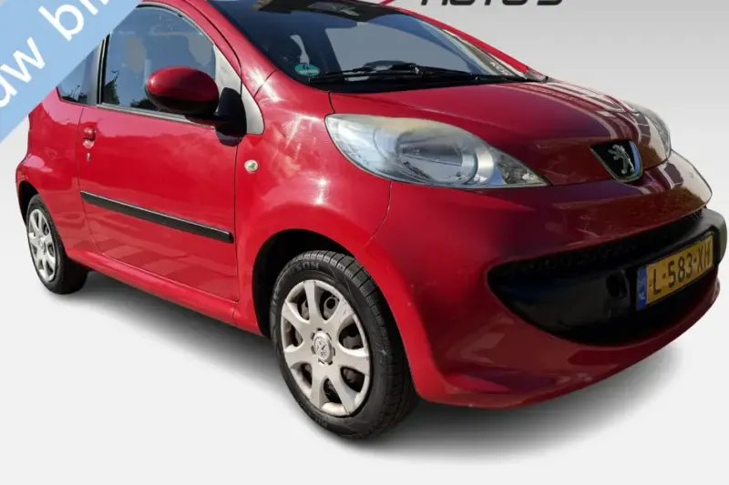 Peugeot 107 (2008)