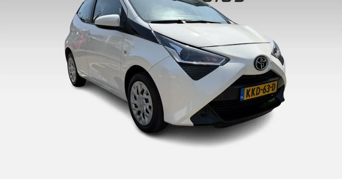 Toyota Aygo (0) — foto 1