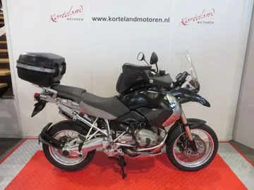 BMW R (2010) — foto 1
