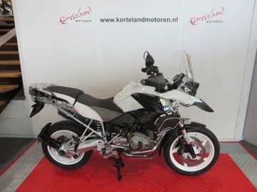 BMW R (2011) — foto 1