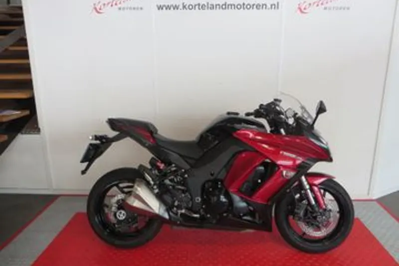 Kawasaki Z1000 (2015)