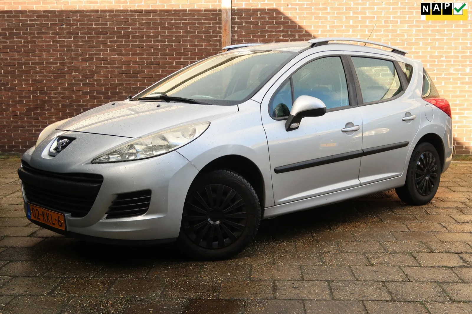 Peugeot 207 (2010) — foto 1