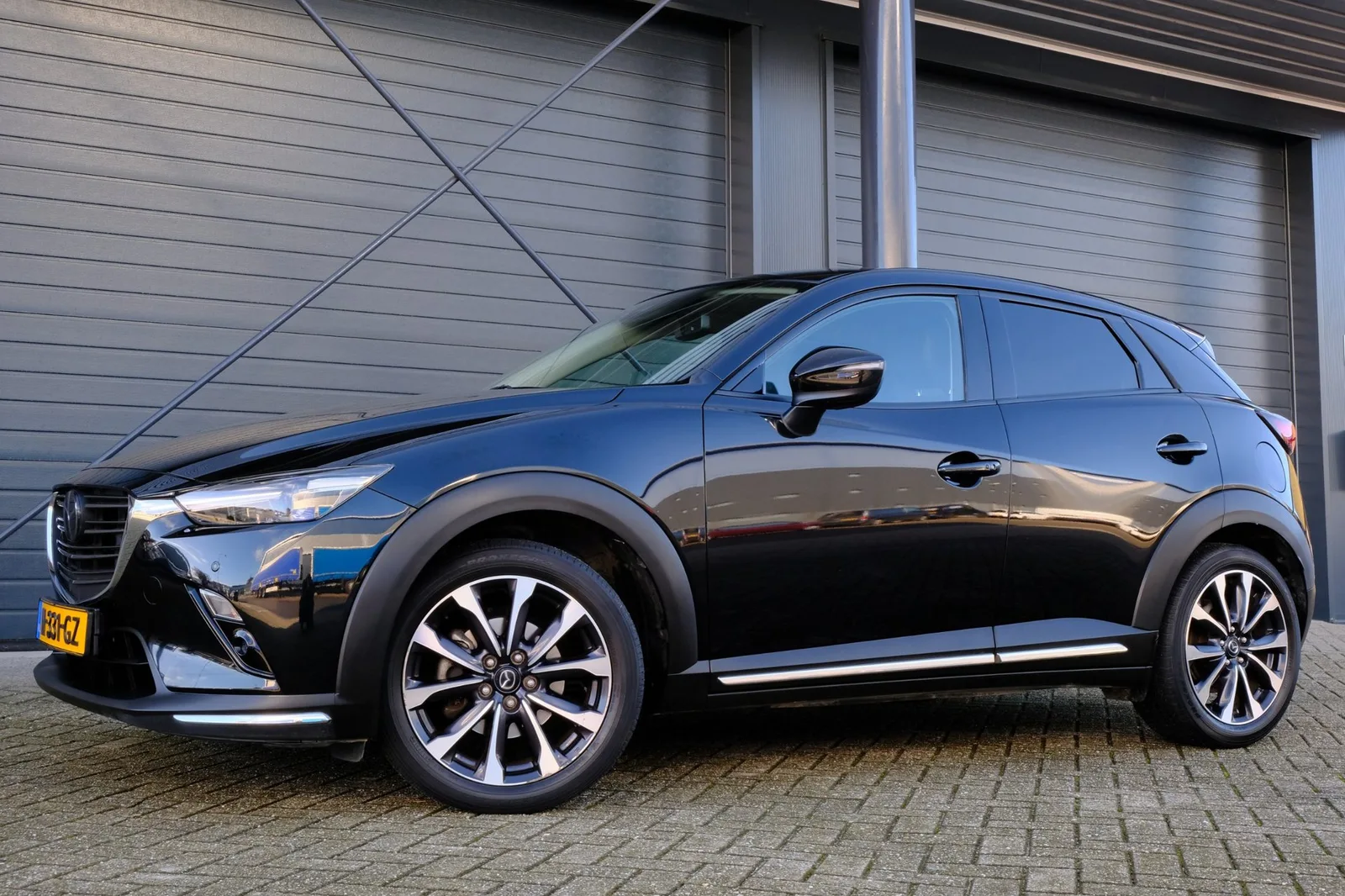 Mazda CX-3 (2018) — foto 1