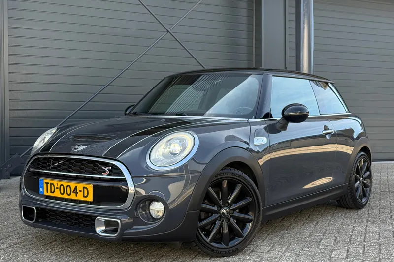 MINI Cooper S (2015)