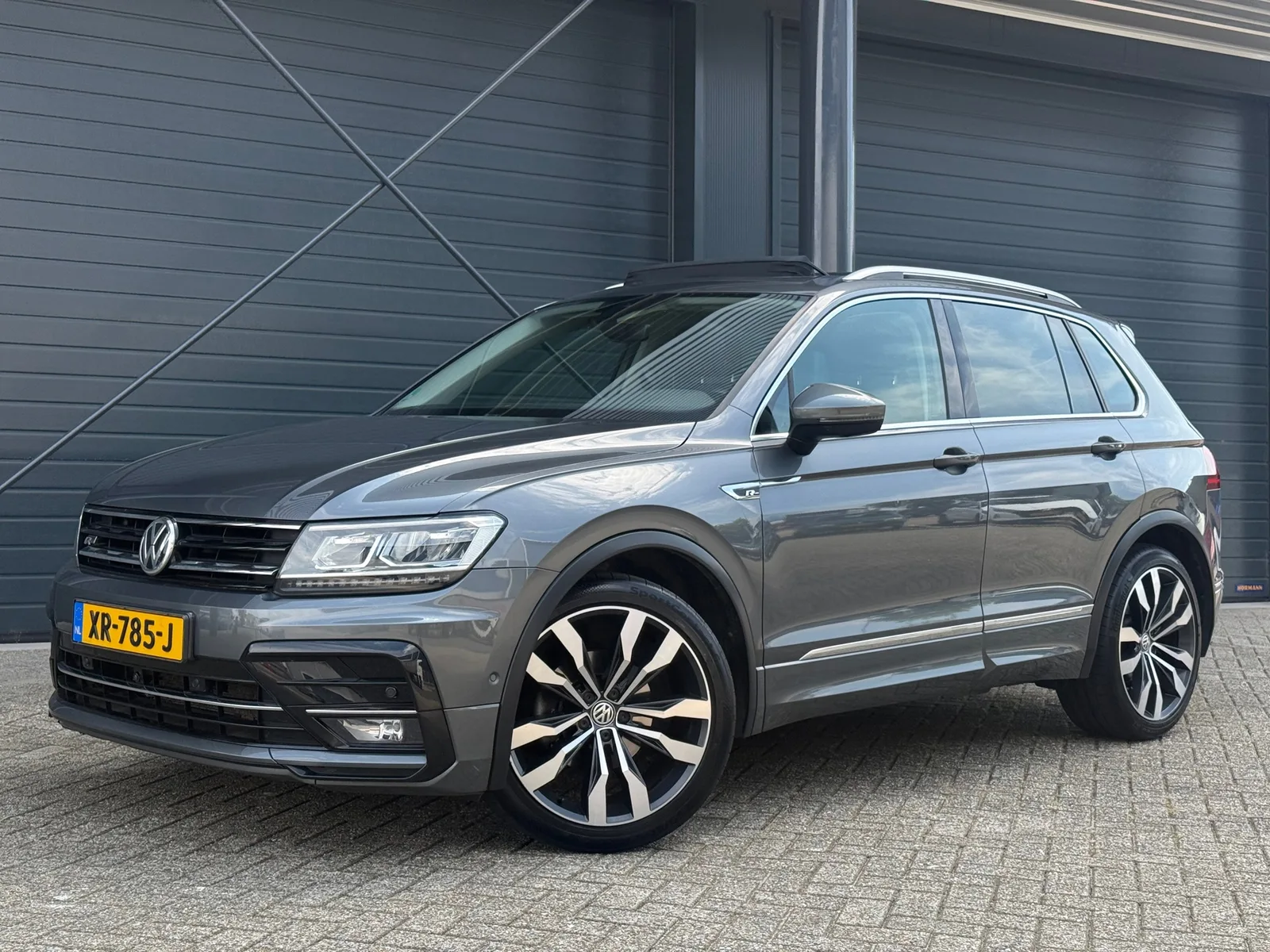 Volkswagen Tiguan (2019) — foto 1