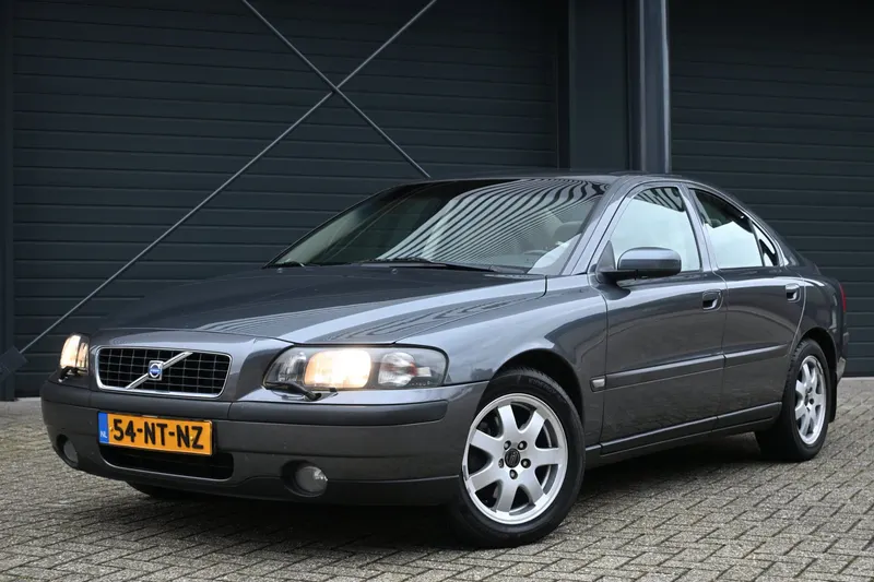 Volvo S60 (2004)