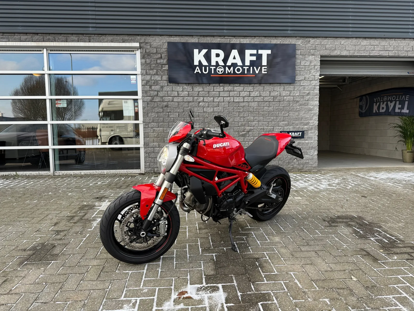 Ducati Monster 797 (2019) — foto 1