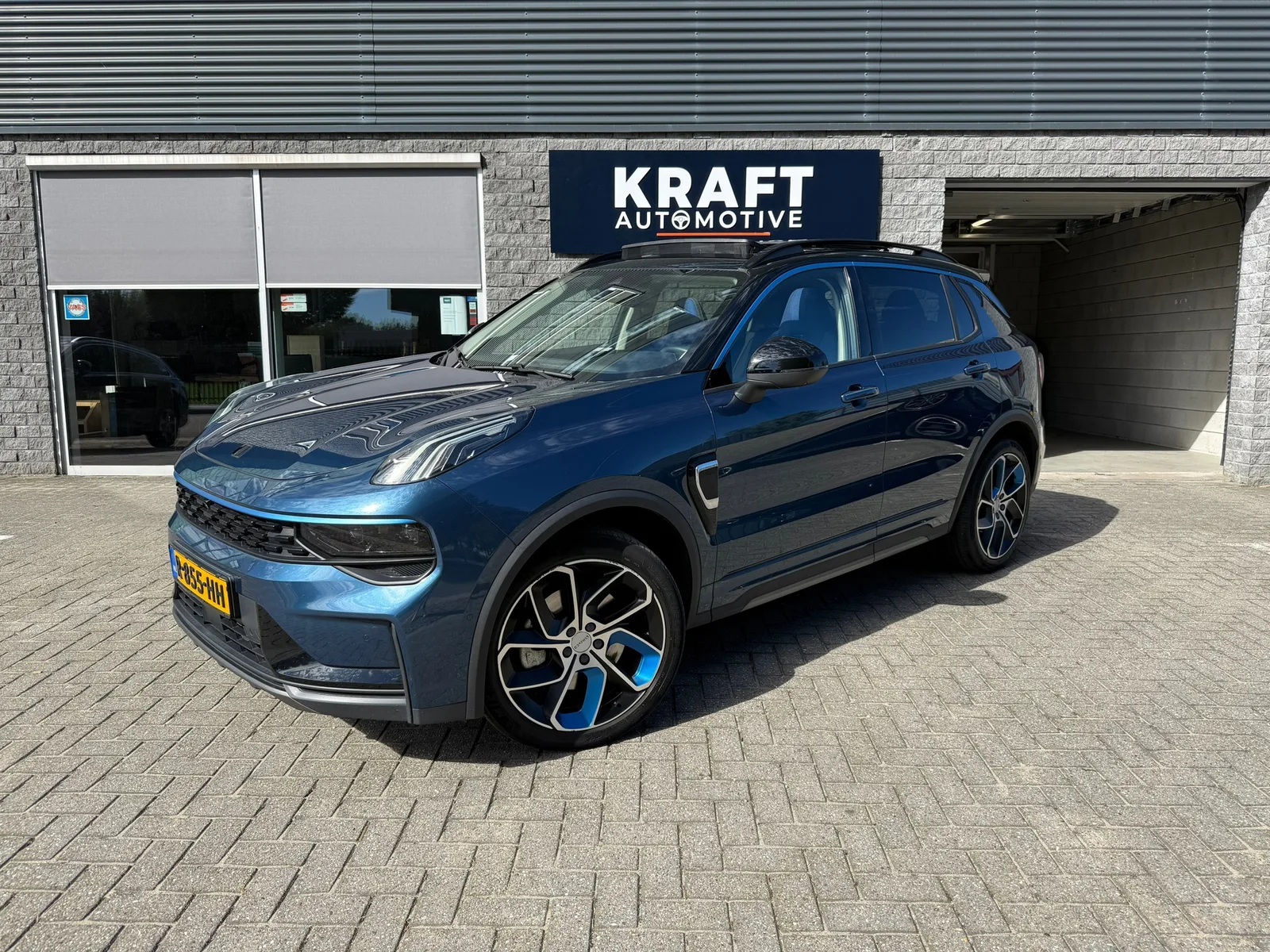 Lynk & Co 01 (2022) — foto 1