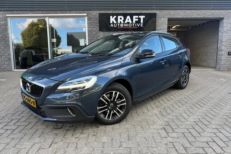 Volvo V40 Cross Country (2017)
