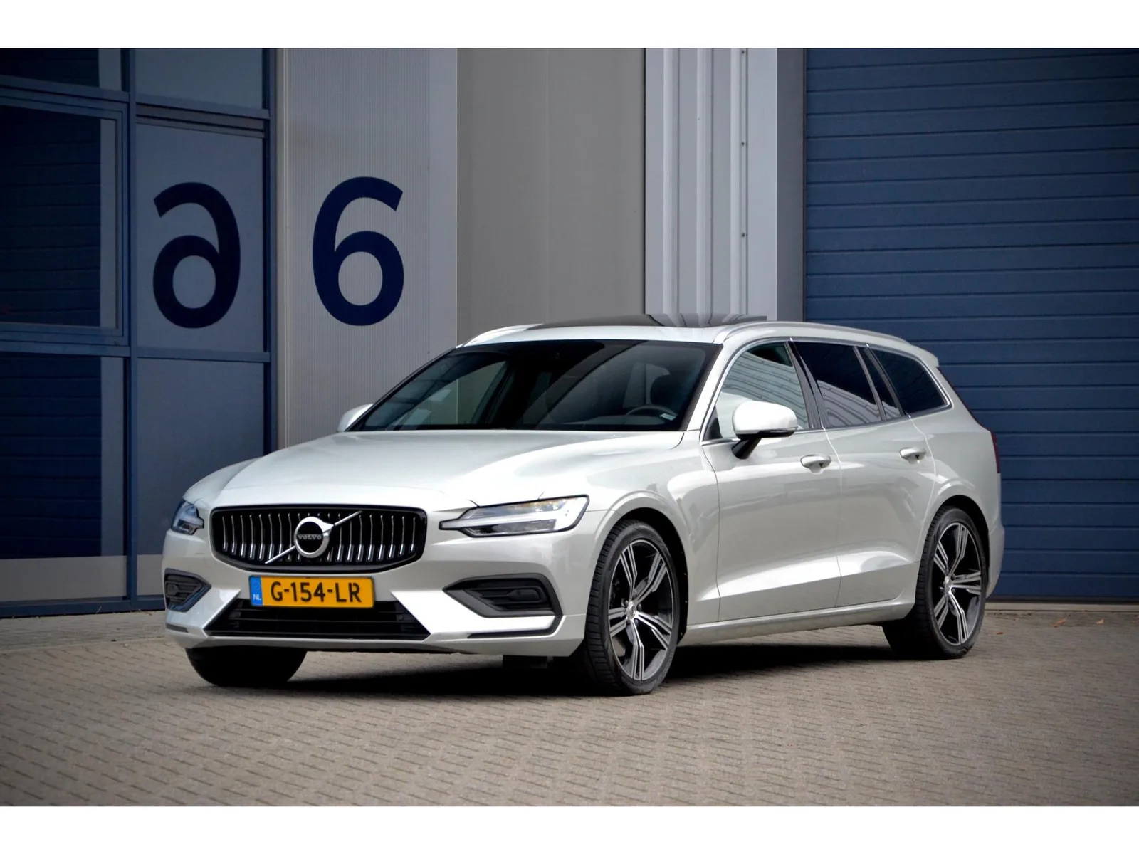 Volvo V60 (2019) — foto 1
