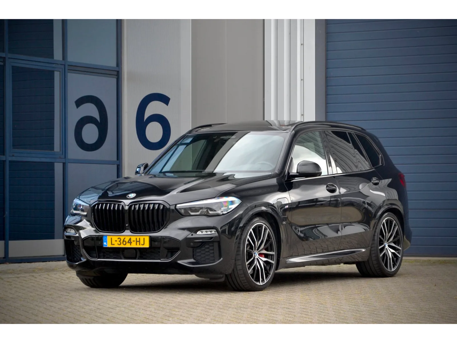 BMW X5 (2021) — foto 1