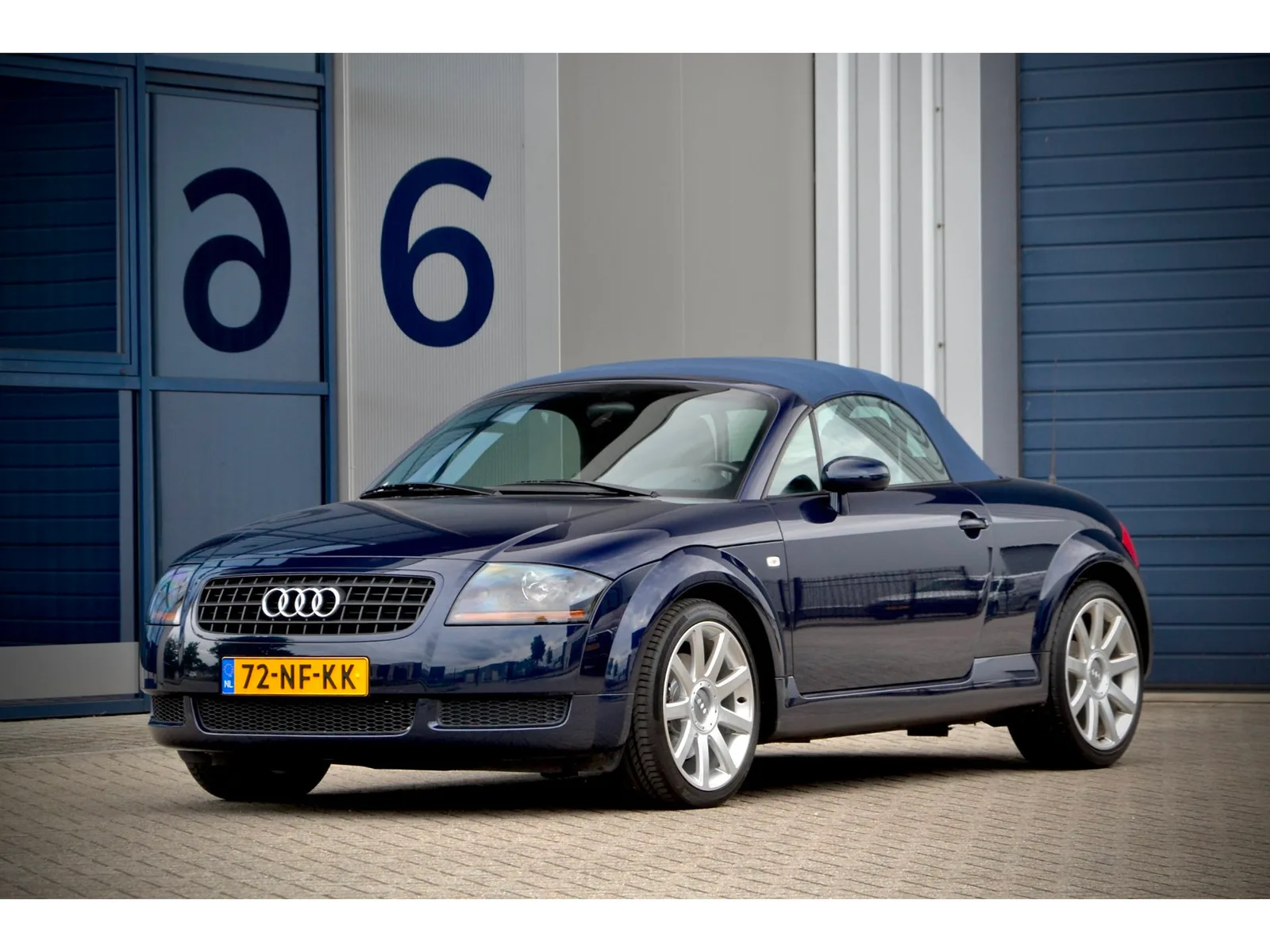 Audi TT (2003) — foto 1