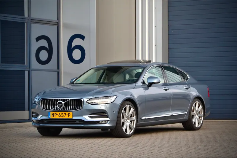 Volvo VolvoS90 (2017)