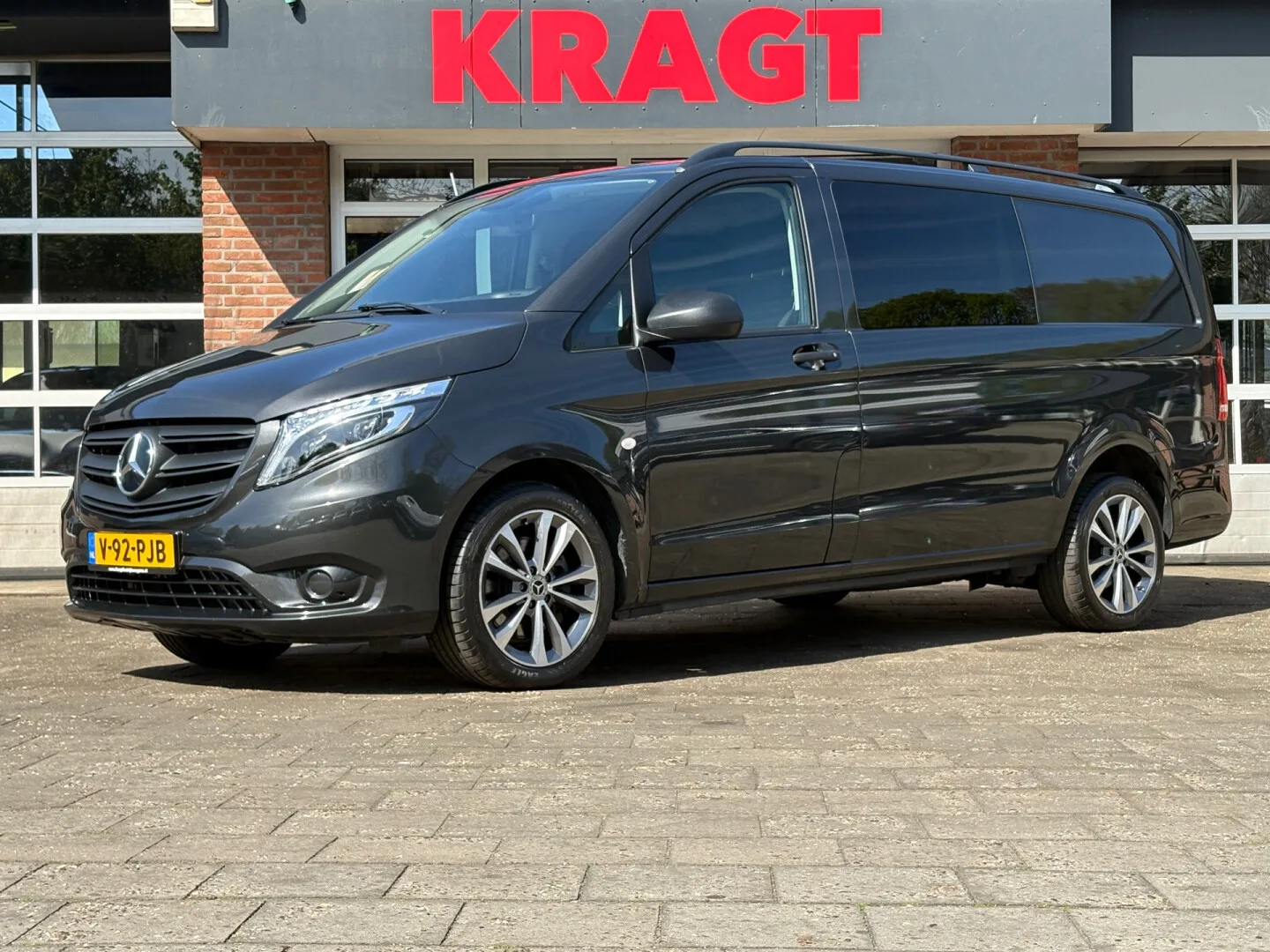 Mercedes-Benz Vito (2022) — foto 1