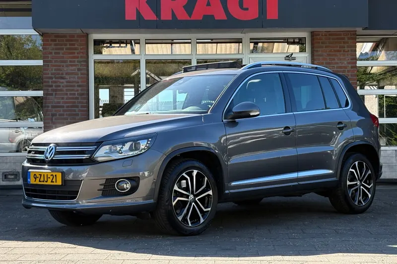 Volkswagen Tiguan (2015)