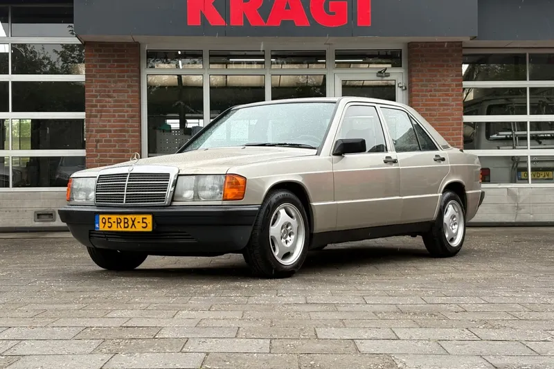 Mercedes-Benz 190-Serie (1985)