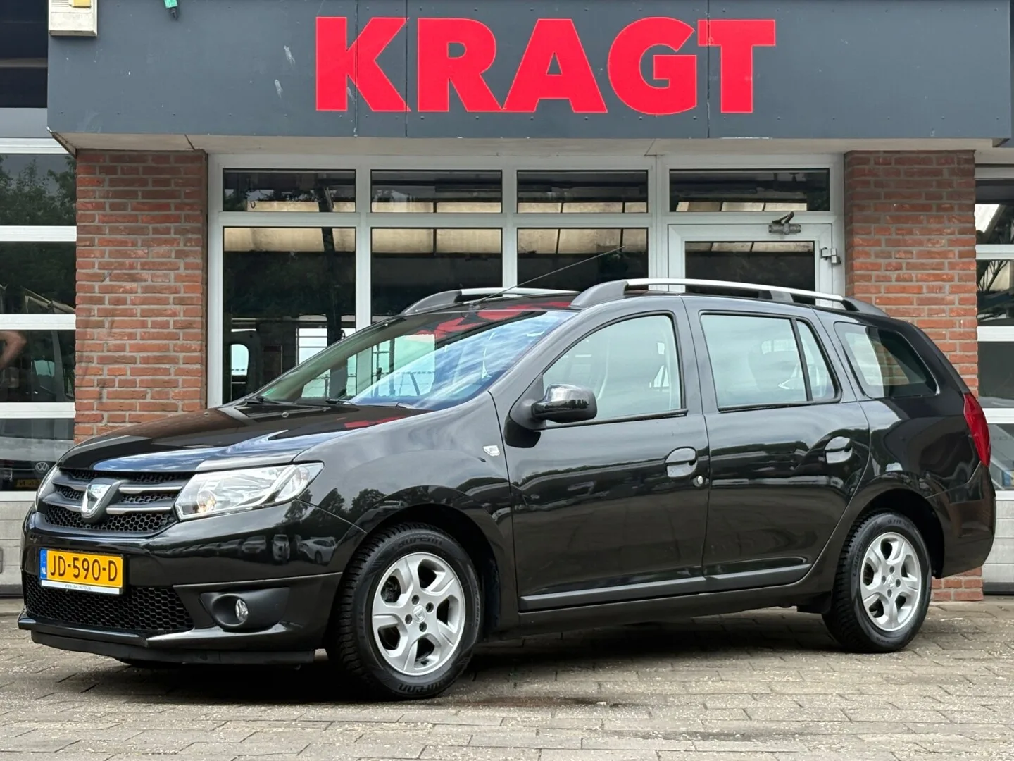 Dacia Logan (2016) — foto 1