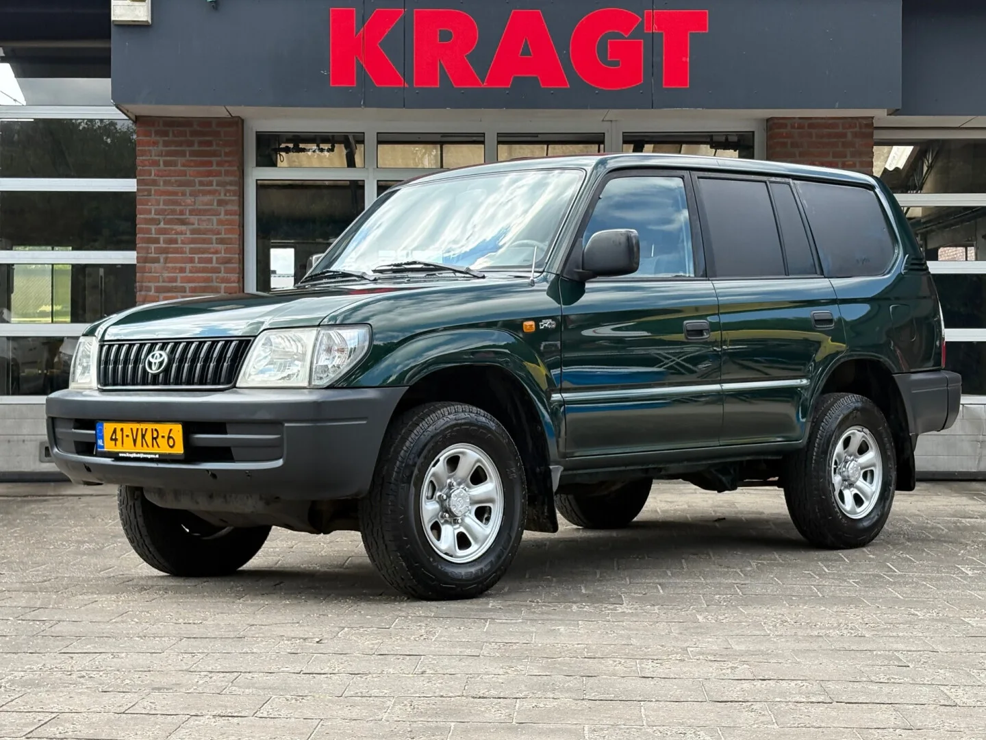 Toyota Land Cruiser (2001) — foto 1