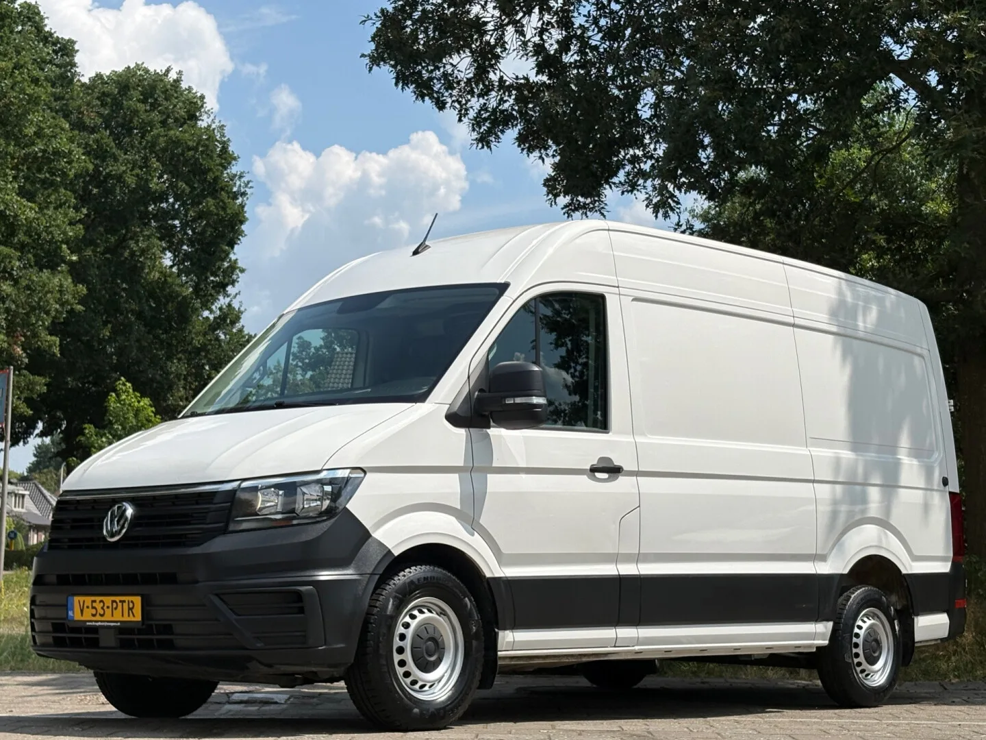 Volkswagen Crafter (2023) — foto 1