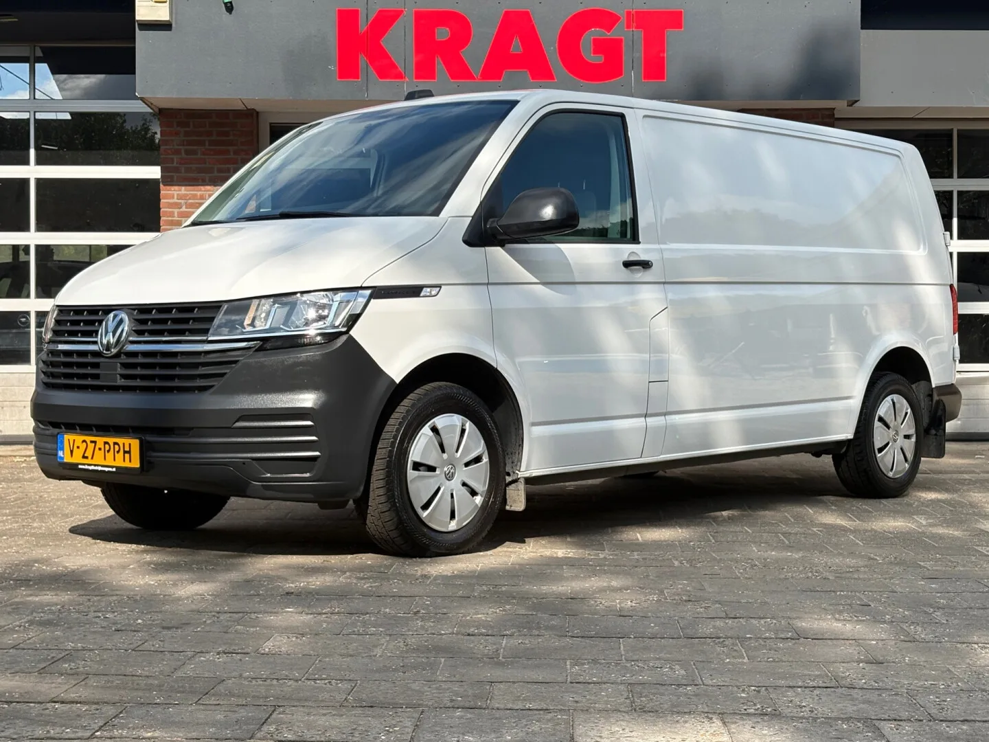 Volkswagen Transporter (2024) — foto 1