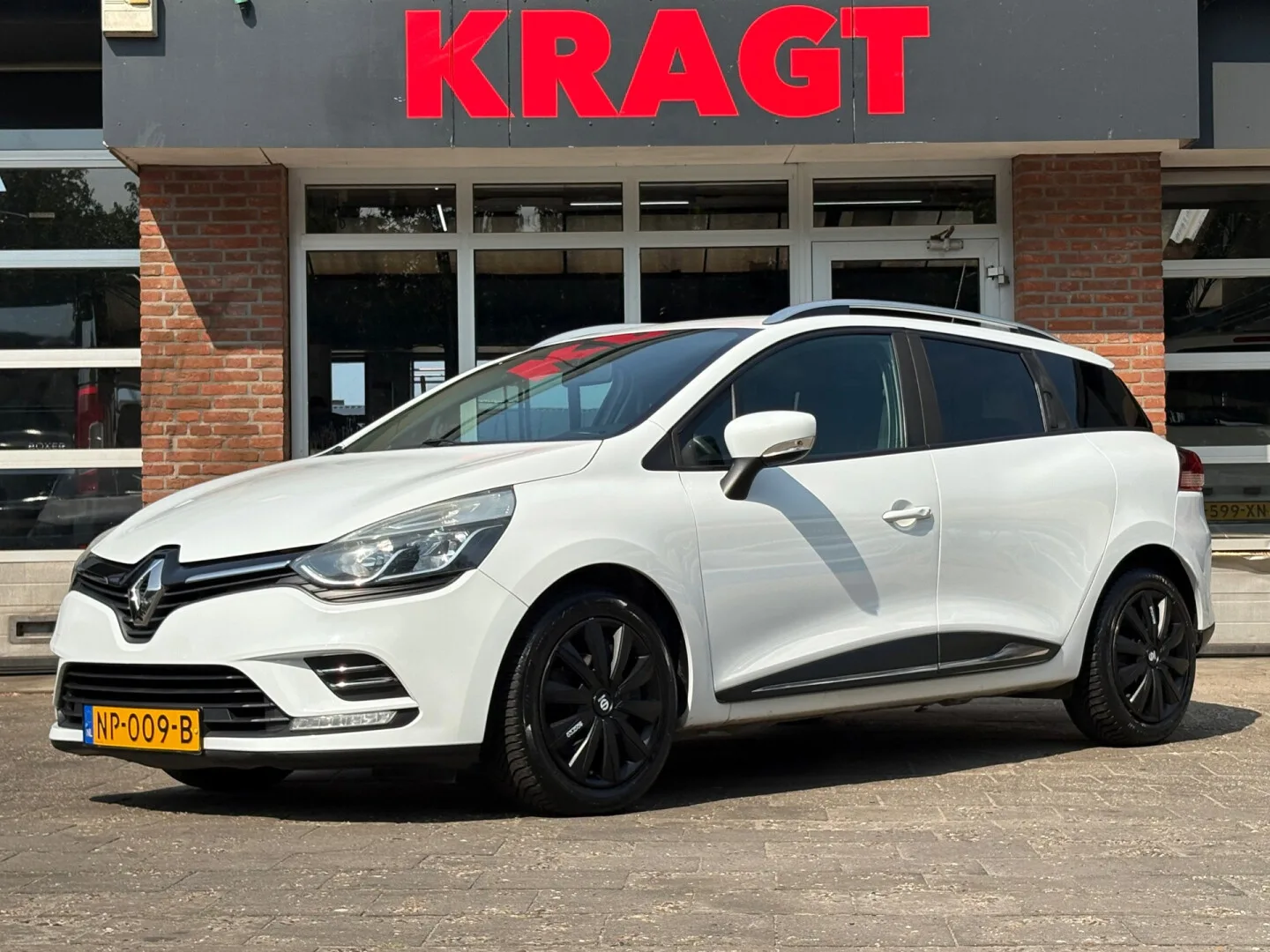 Renault Clio (2017) — foto 1