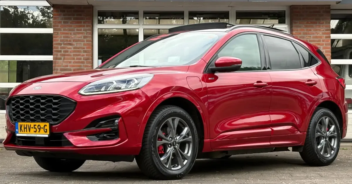 Ford Kuga (2022) — foto 1